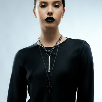 WILDHORN Chain Necklace With Pendant & Toggle Lock WILDHORN Chain Necklace With Pendant & Toggle Lock