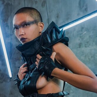 JUNGLE TRIBE Modular Spike Epaulette in Black Leather JUNGLE TRIBE Modular Spike Epaulette in Black Leather