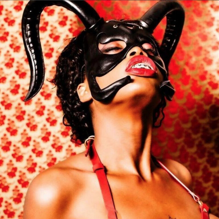 CECILIO LEATHER DESIGNS Curved Horns Ram Face Mask