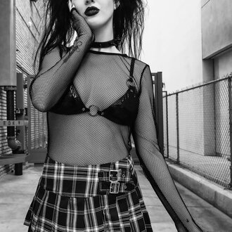 LIP SERVICE Classic Fishnet Long Sleeve LIP SERVICE Classic Fishnet Long Sleeve