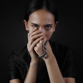 MARIELLA PILATO Serpentine Hand Bracelet MARIELLA PILATO Serpentine Hand Bracelet