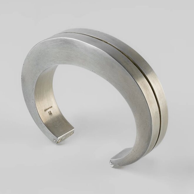 Parts Of Four-Crescent Crevice Bracelet v2 - Ceiba