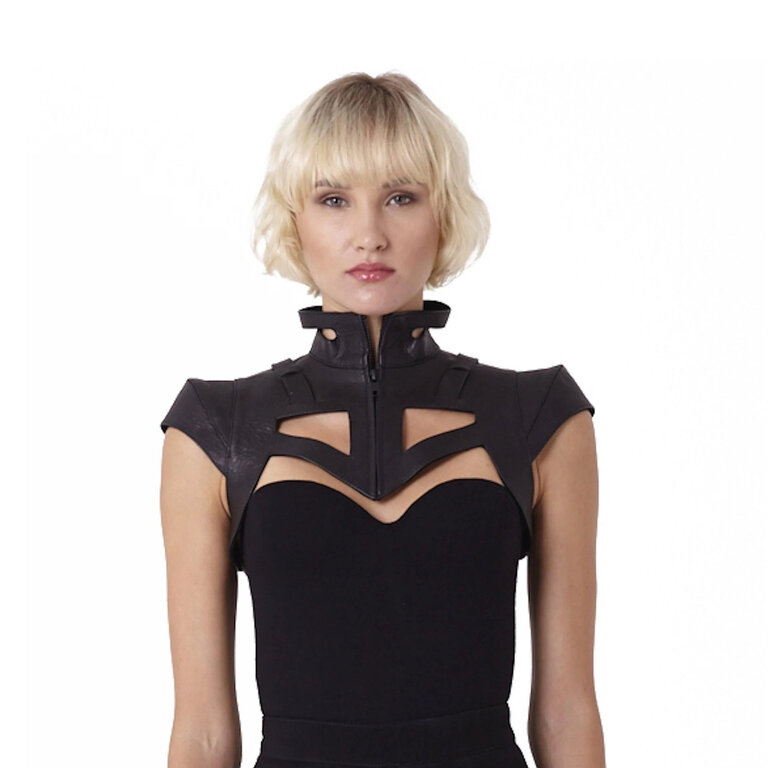 GELAREH Quartz Shoulder