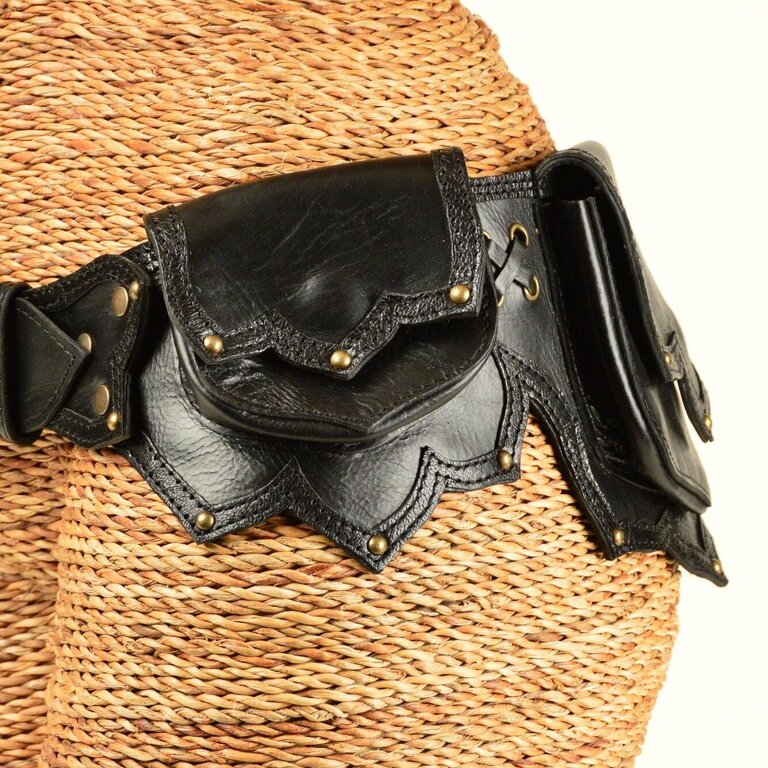 HIPSTIRR Tiny Tulip Belt