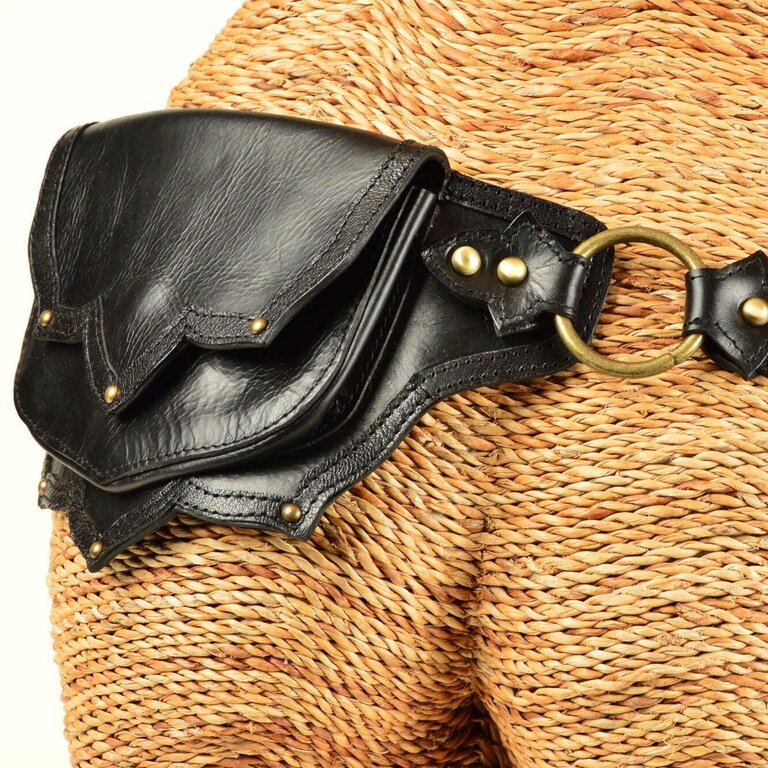 HIPSTIRR Tiny Tulip Belt
