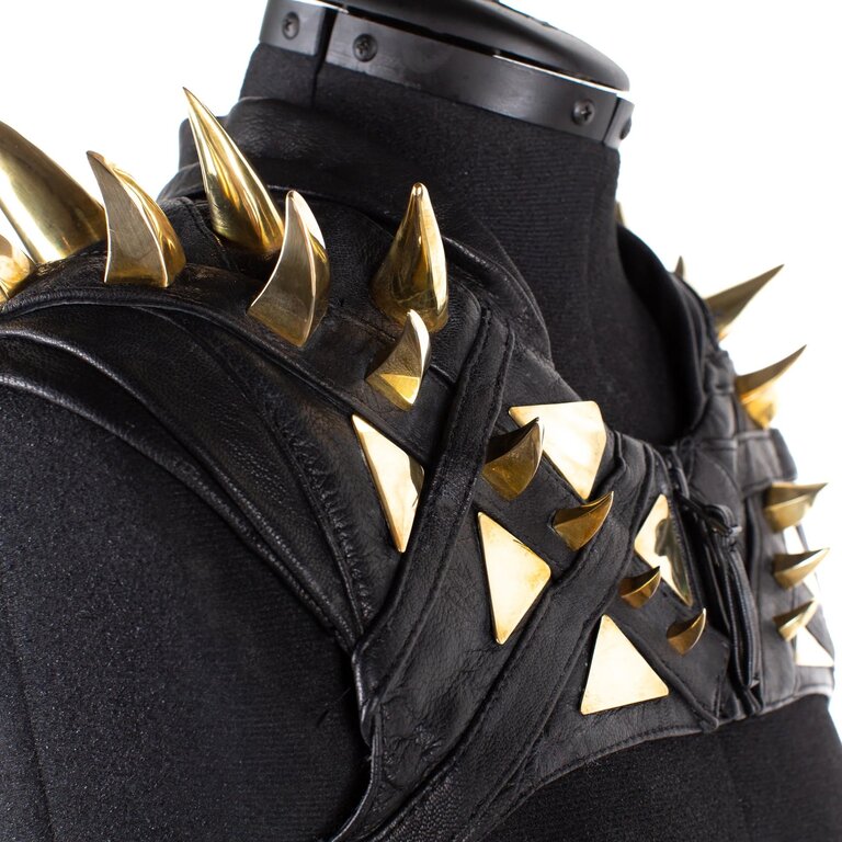 JUNGLE TRIBE Mad Royal Metal Spike Chest Plate