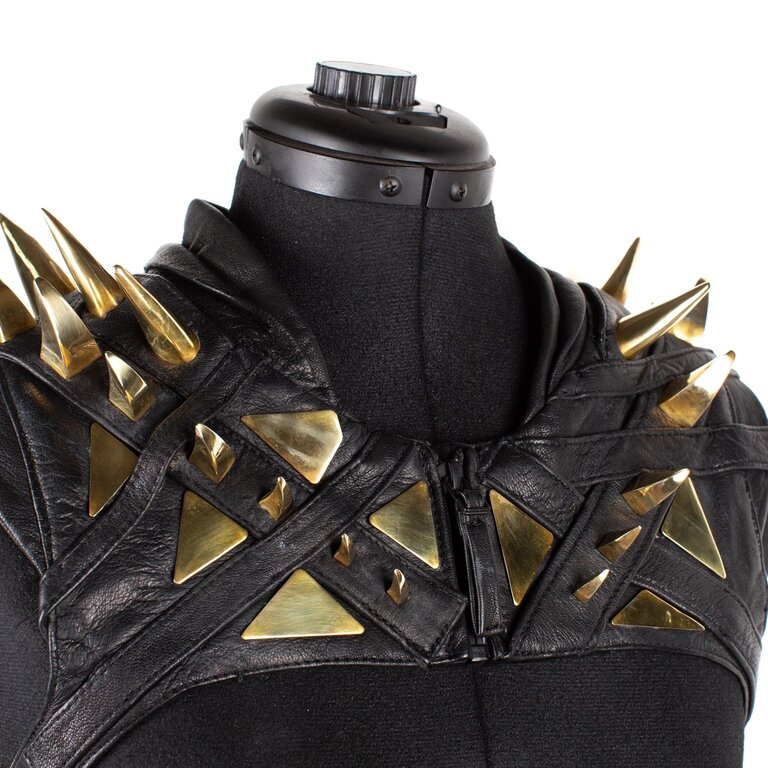 JUNGLE TRIBE Mad Royal Metal Spike Chest Plate