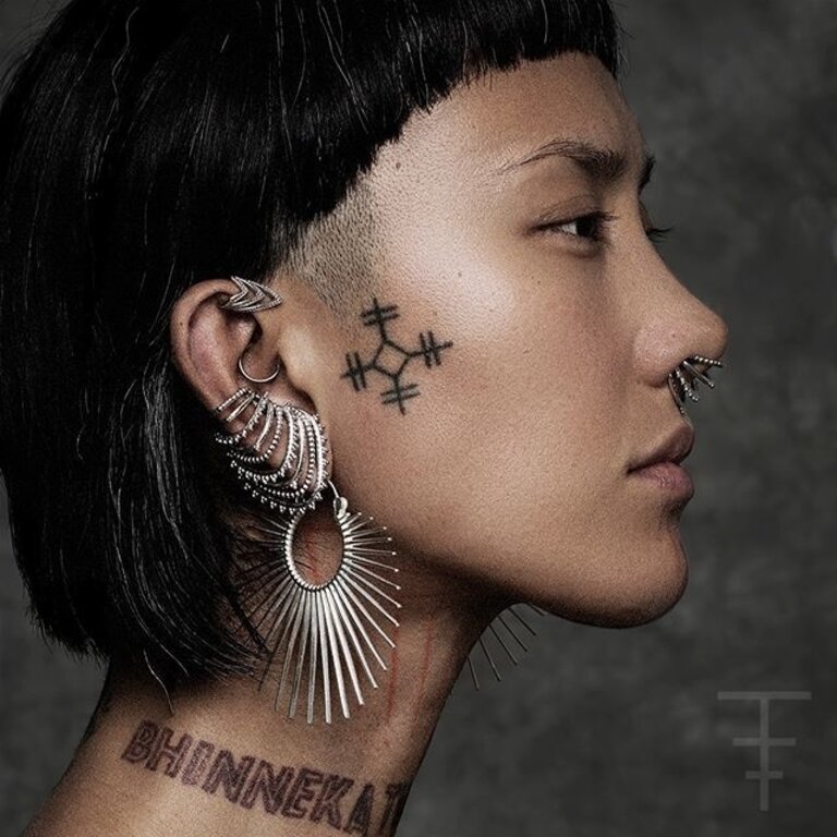 TAWAPA Beaded Warrior Ear Cuff (Single)