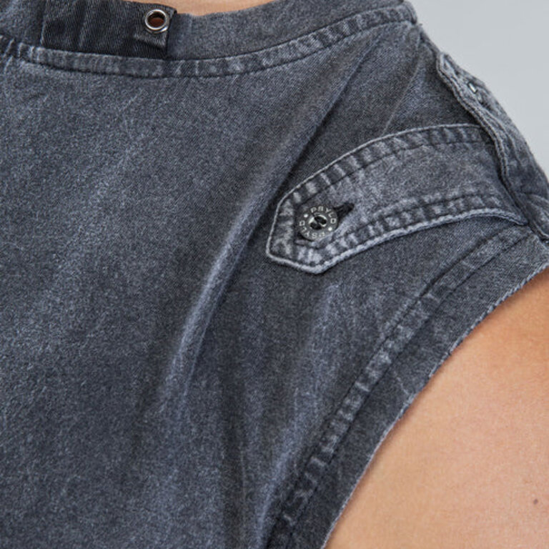 PSYLO Control Sleeveless Tee