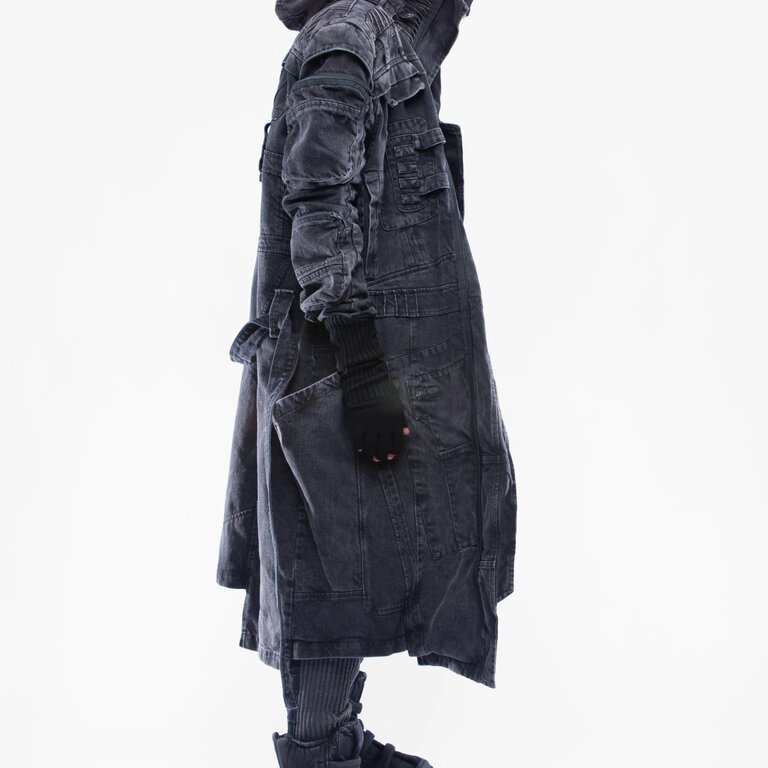 DEMOBAZA Top Coat Operator