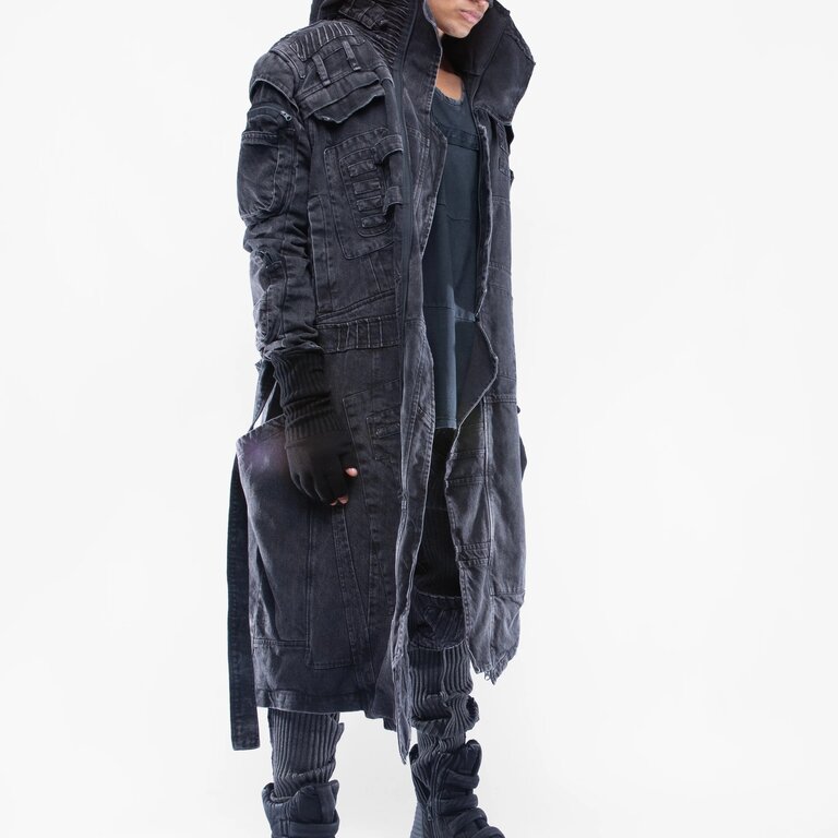 DEMOBAZA Top Coat Operator