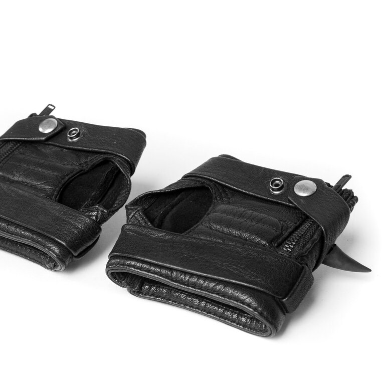 JUNGLE TRIBE Kross Kombat 2.0 Spiked Gloves