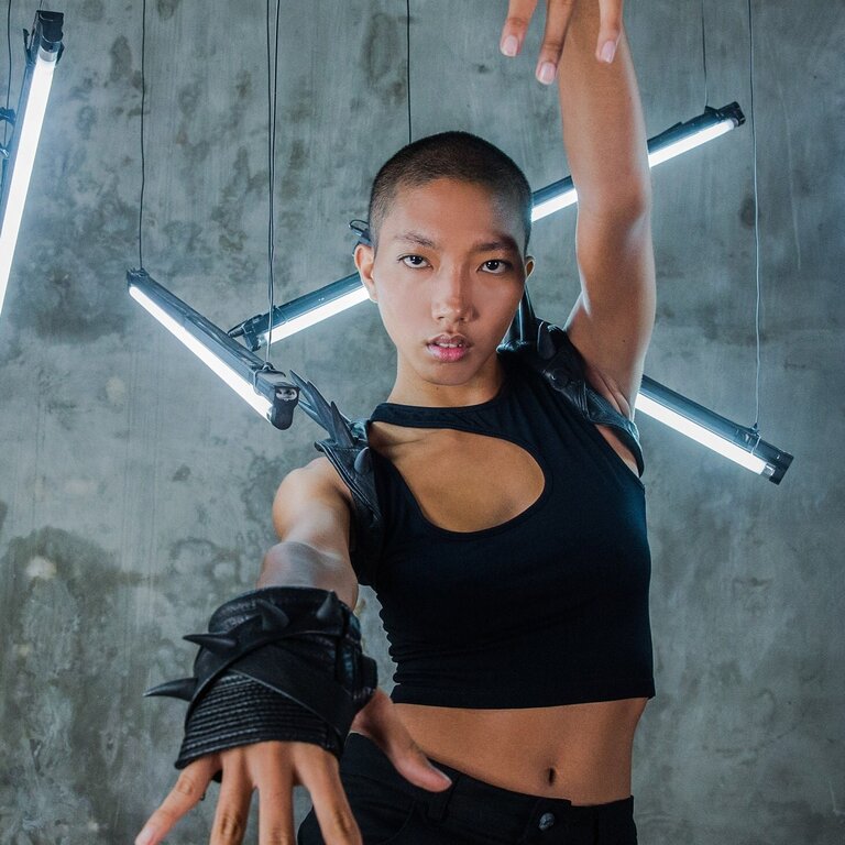 JUNGLE TRIBE Kross Kombat 2.0 Spiked Gloves