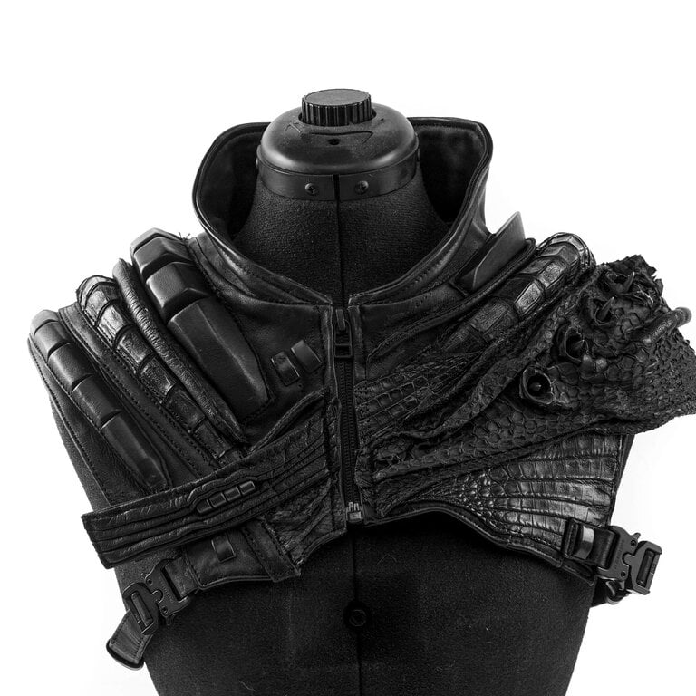 JUNGLE TRIBE Nightmare Deception Cropped Vest