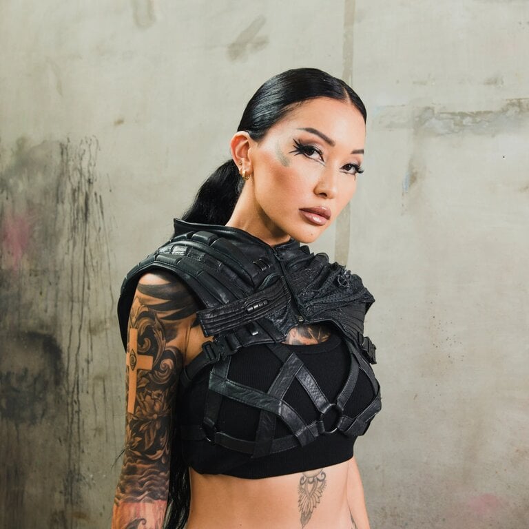 JUNGLE TRIBE Nightmare Deception Cropped Vest