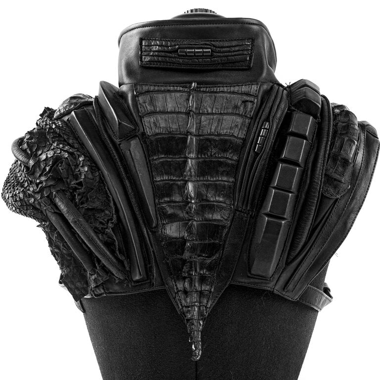 JUNGLE TRIBE Nightmare Deception Cropped Vest