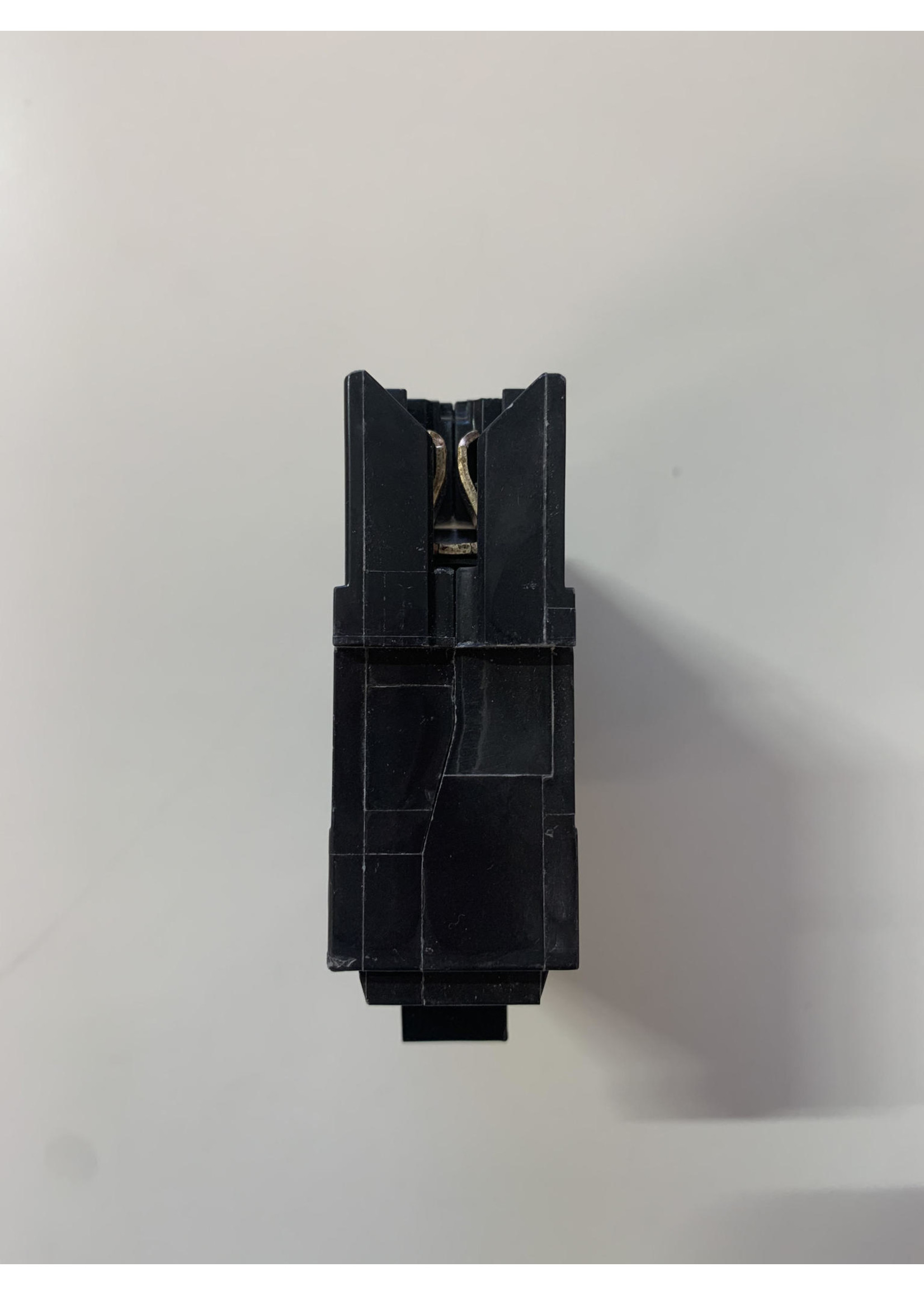 GE BREAKER THICK POLO 1  30 AMPS  (THQL1130)