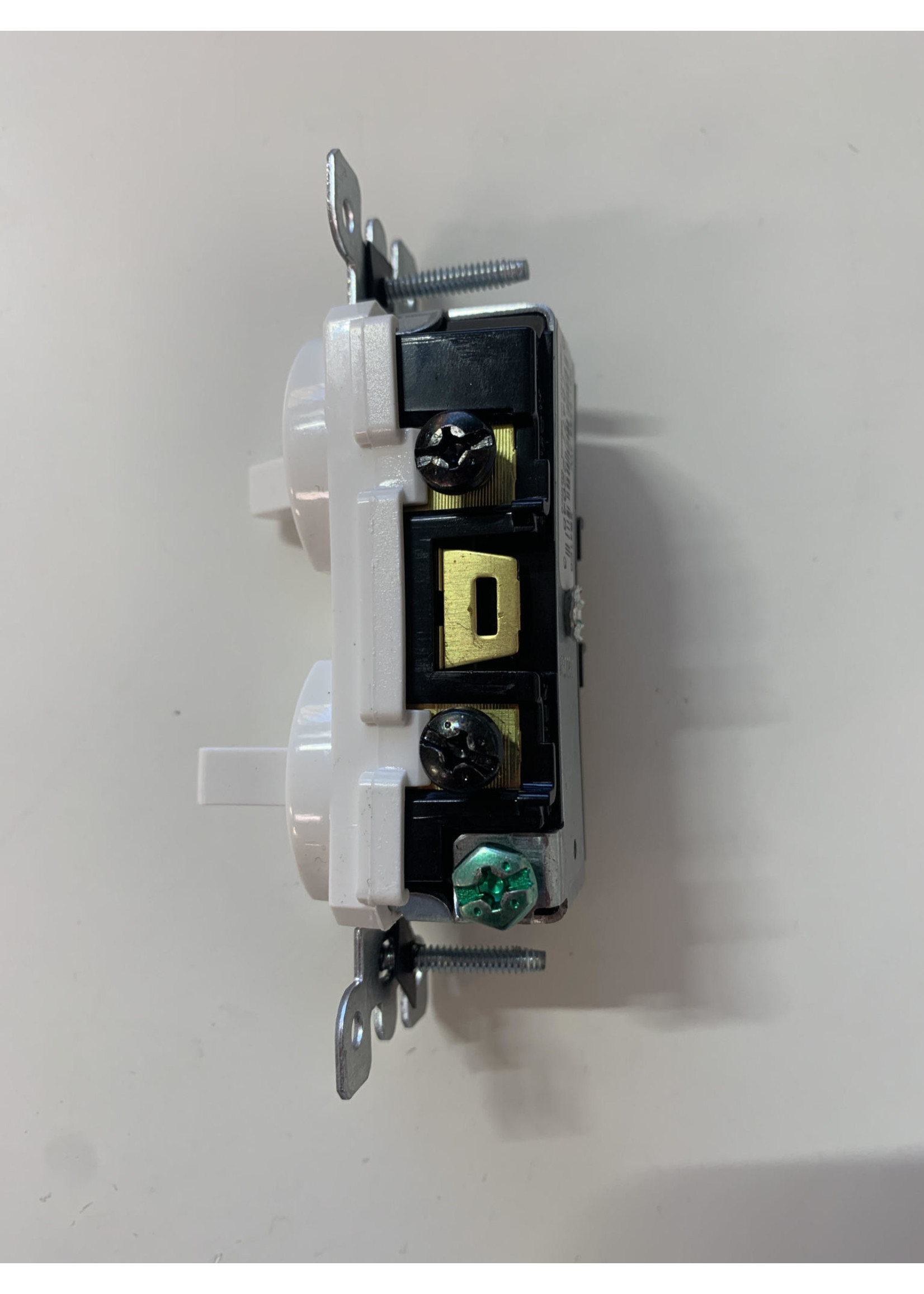 LEVITON SWITH DOUBLE SILENT 120AMP/12-277 V (06 5224W)
