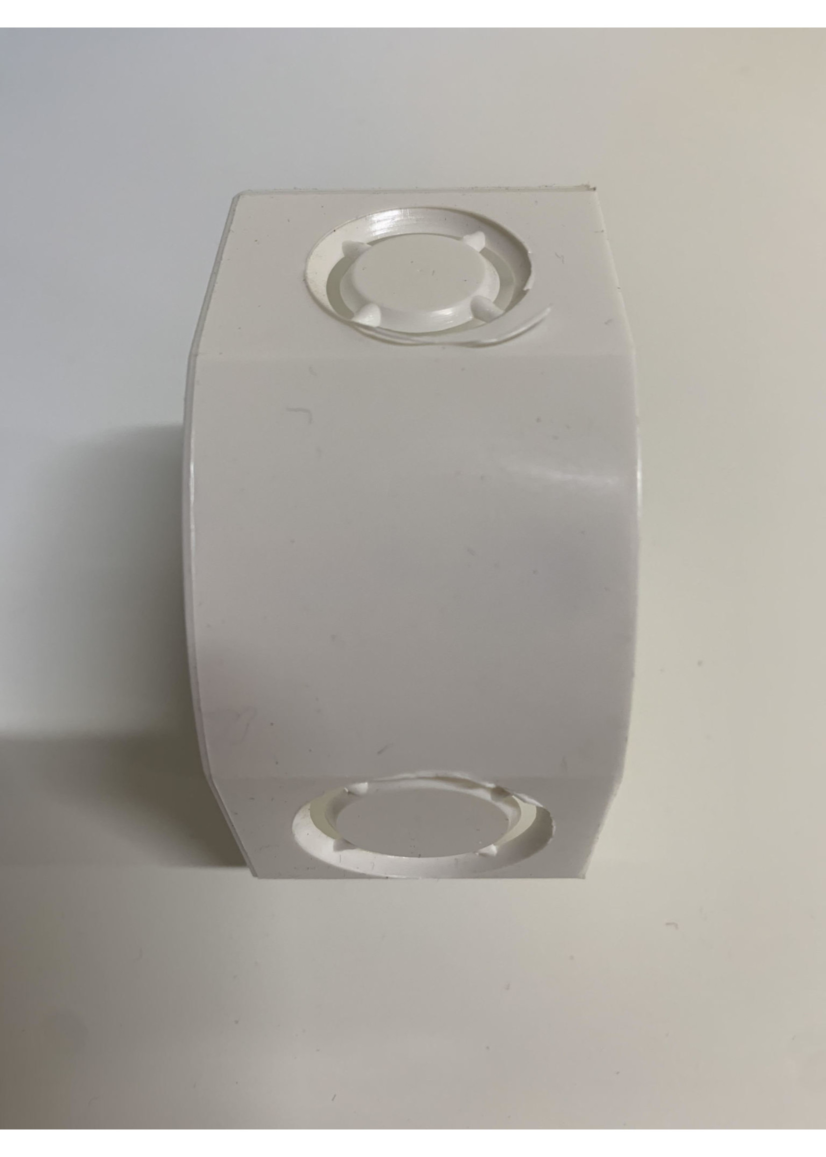OCTAGONAL PVC BOX 1/2" & 3/4" WHITE (4E-807030)
