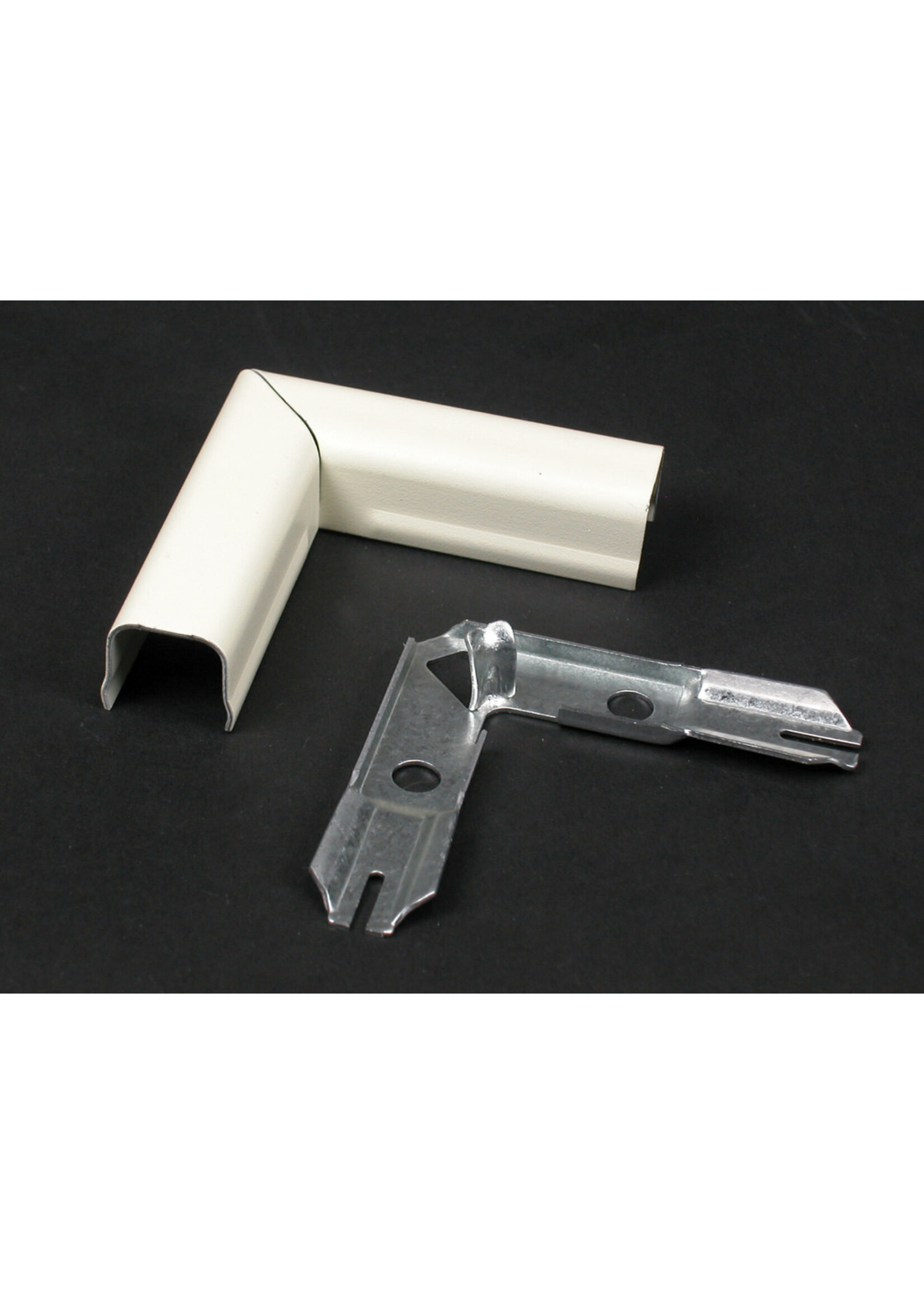 15-V711   STEEL FLAT ELBOW IVORY WIREMOLD