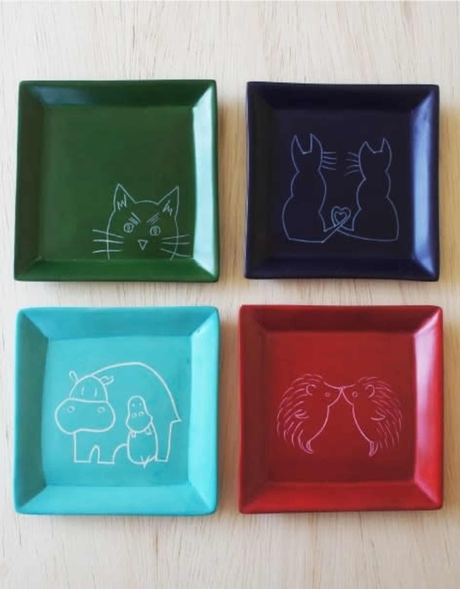 Venture Imports Square Animal Dishes - Peeking Cat