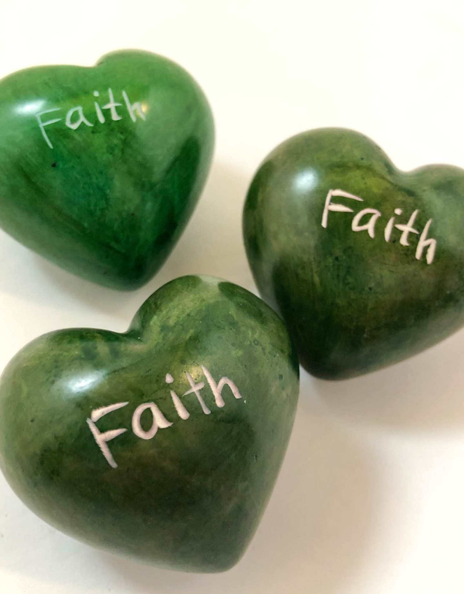 Venture Imports Word Hearts - Faith, Green