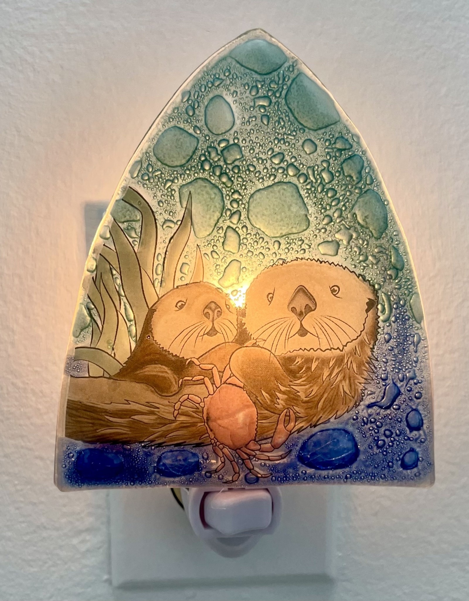 Pampeana Sea Otter with Crab Nightlight