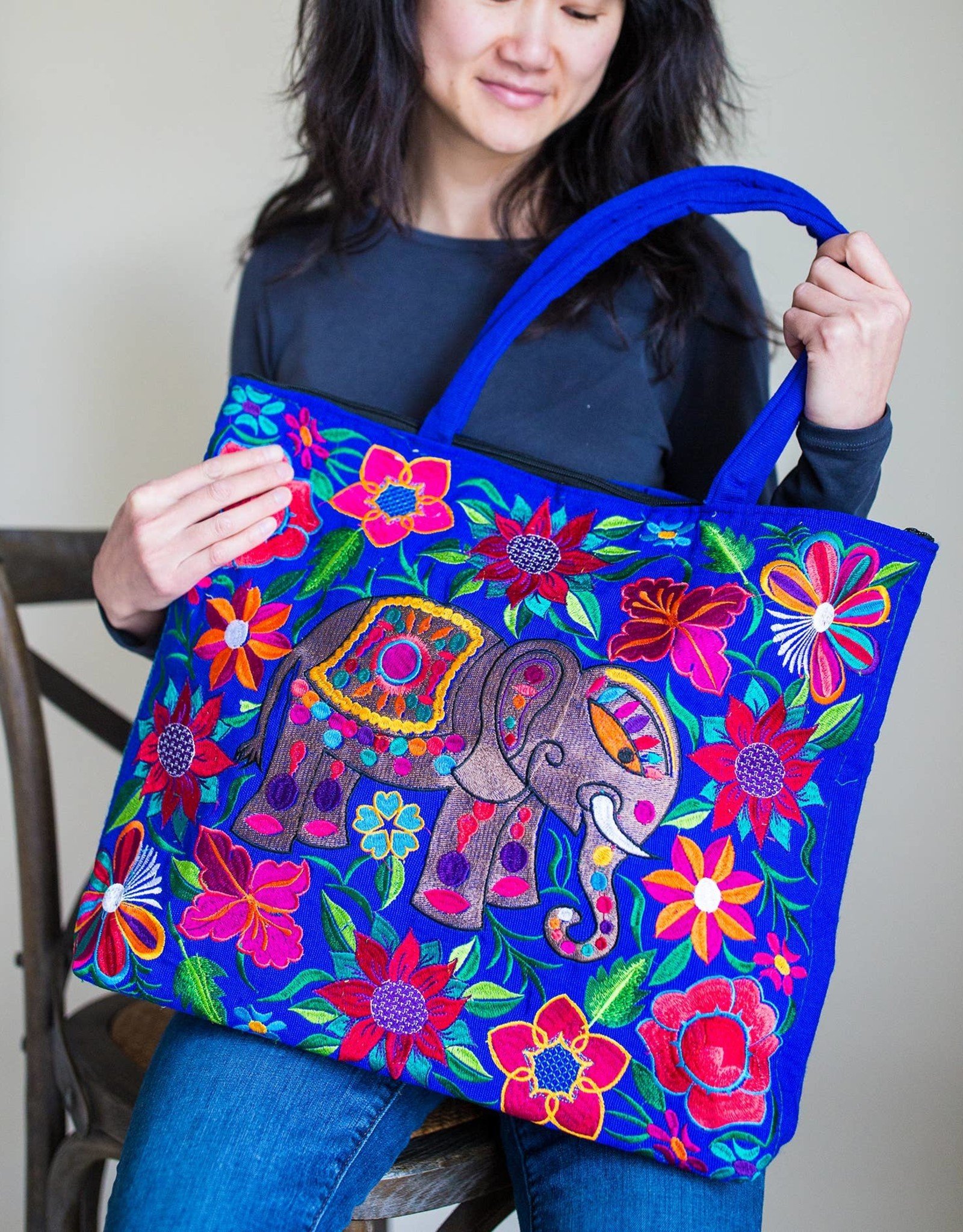 Kathmandu Imports Crosssbody Bag Womens Gray Giraffe Graphic Print 100%  Cotton | eBay