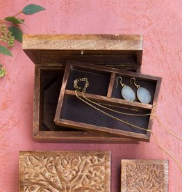 Matr Boomie Aranyani Jewelry Box