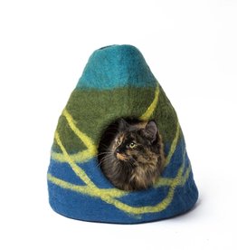 Dharma Dog Karma Cat Vase Wool Pet Cave