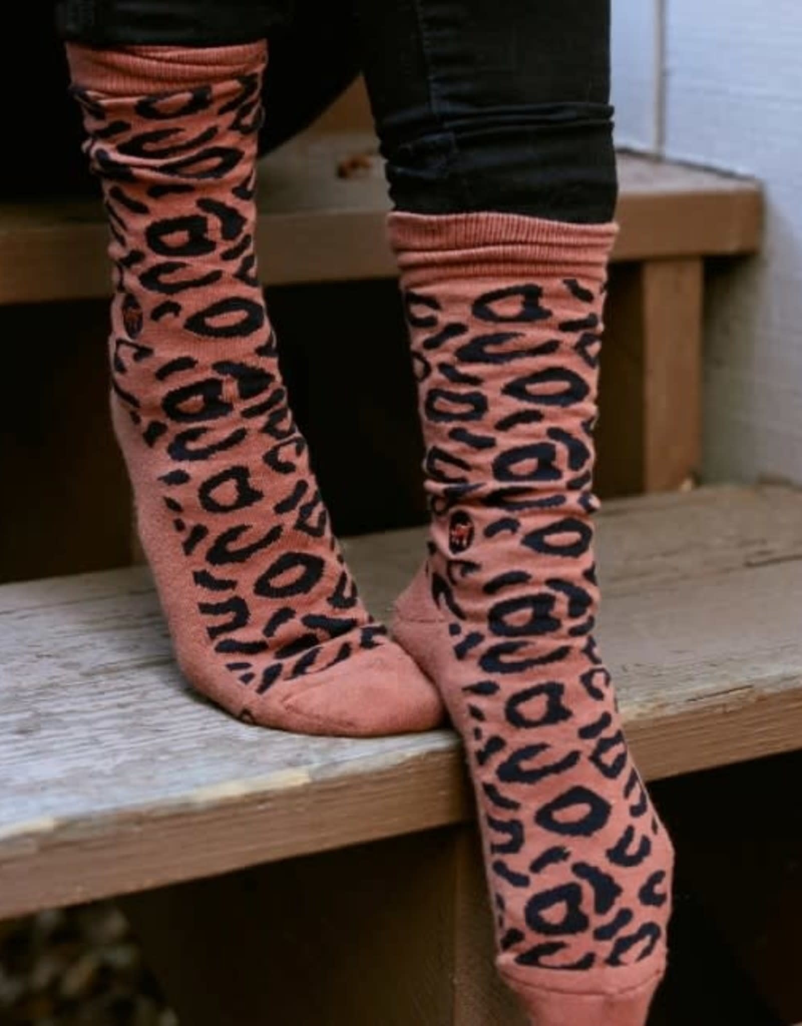 Conscious Step Socks that Protect Cheetahs (Spots)
