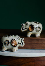 Lucia's Imports Elephant Salt and Pepper Shaker Set
