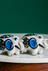 Lucia's Imports Elephant Salt and Pepper Shaker Set