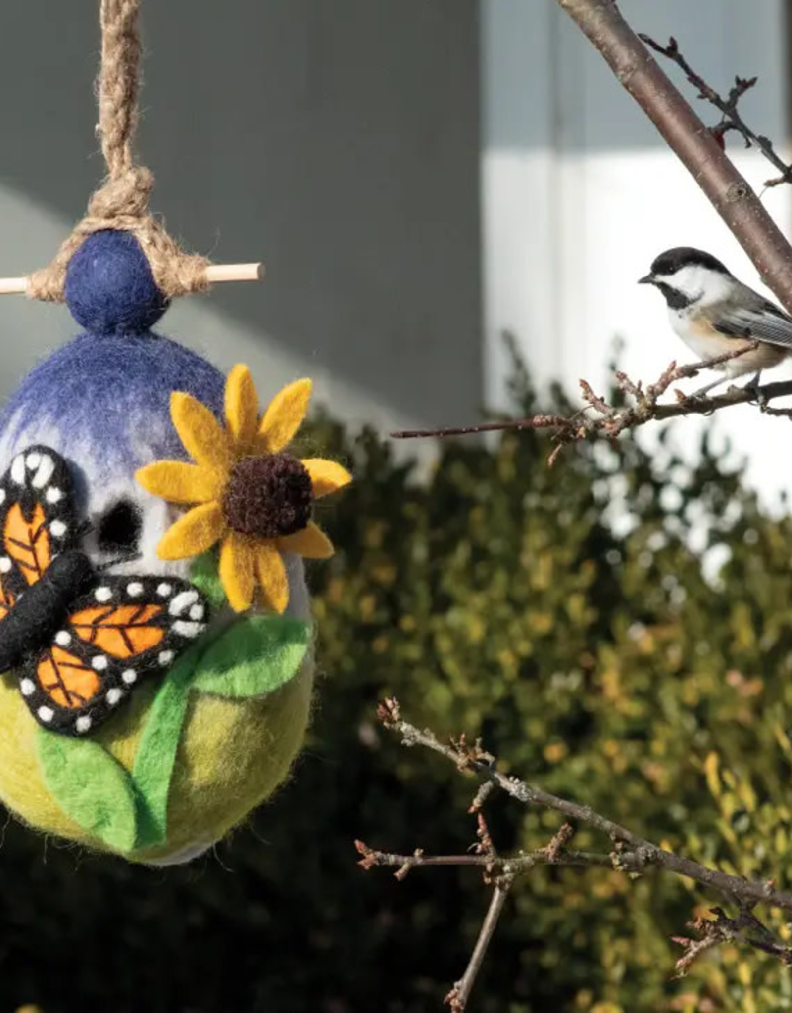 dZi Handmade Butterfly Garden Birdhouse