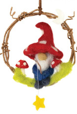 dZi Handmade Fishing Gnome Mini Wreath