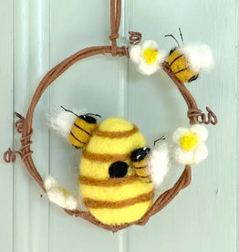 dZi Handmade Busy Bees Mini Wreath