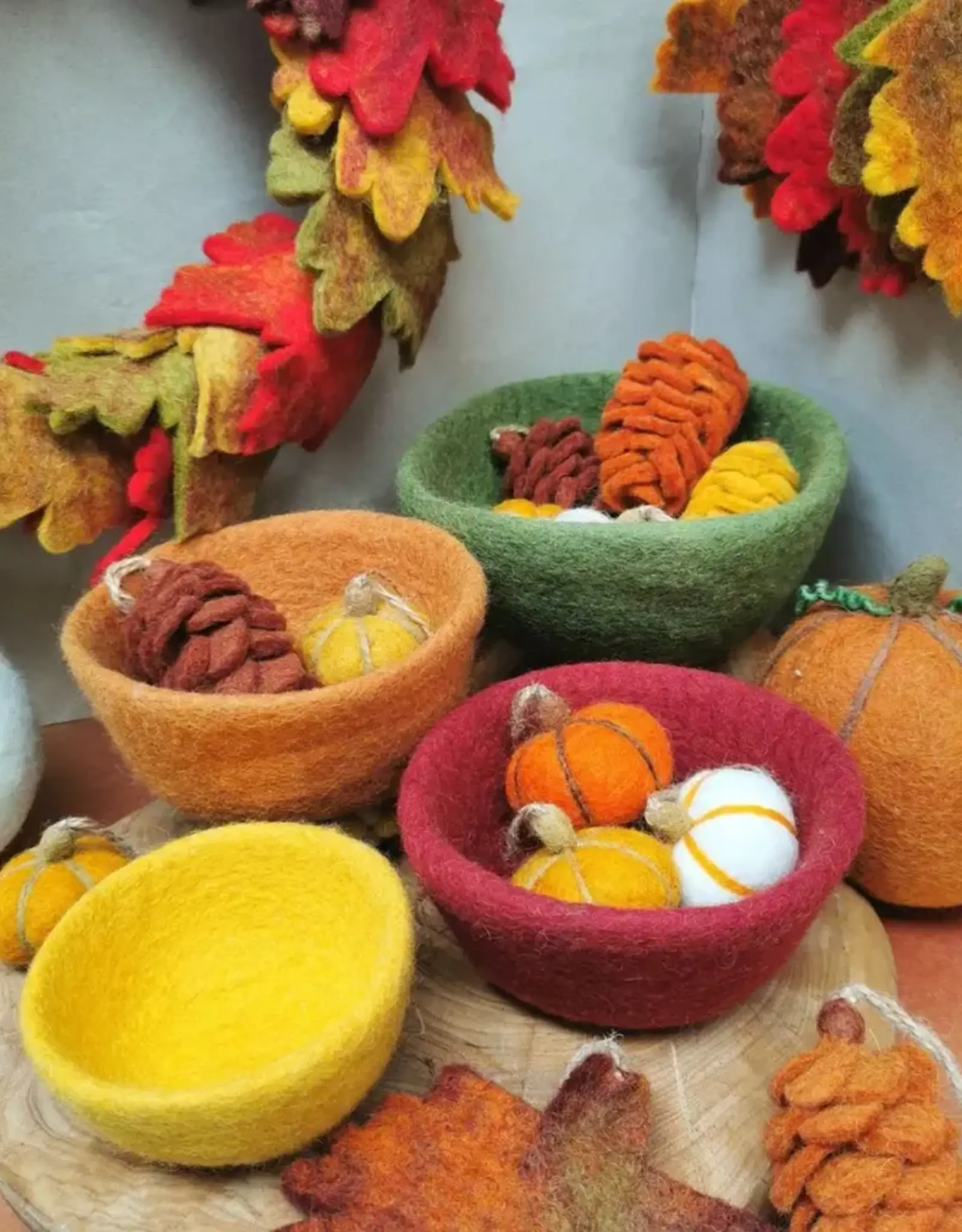 Felt So Good Felt Hanging Halloween Pumpkins ornament
