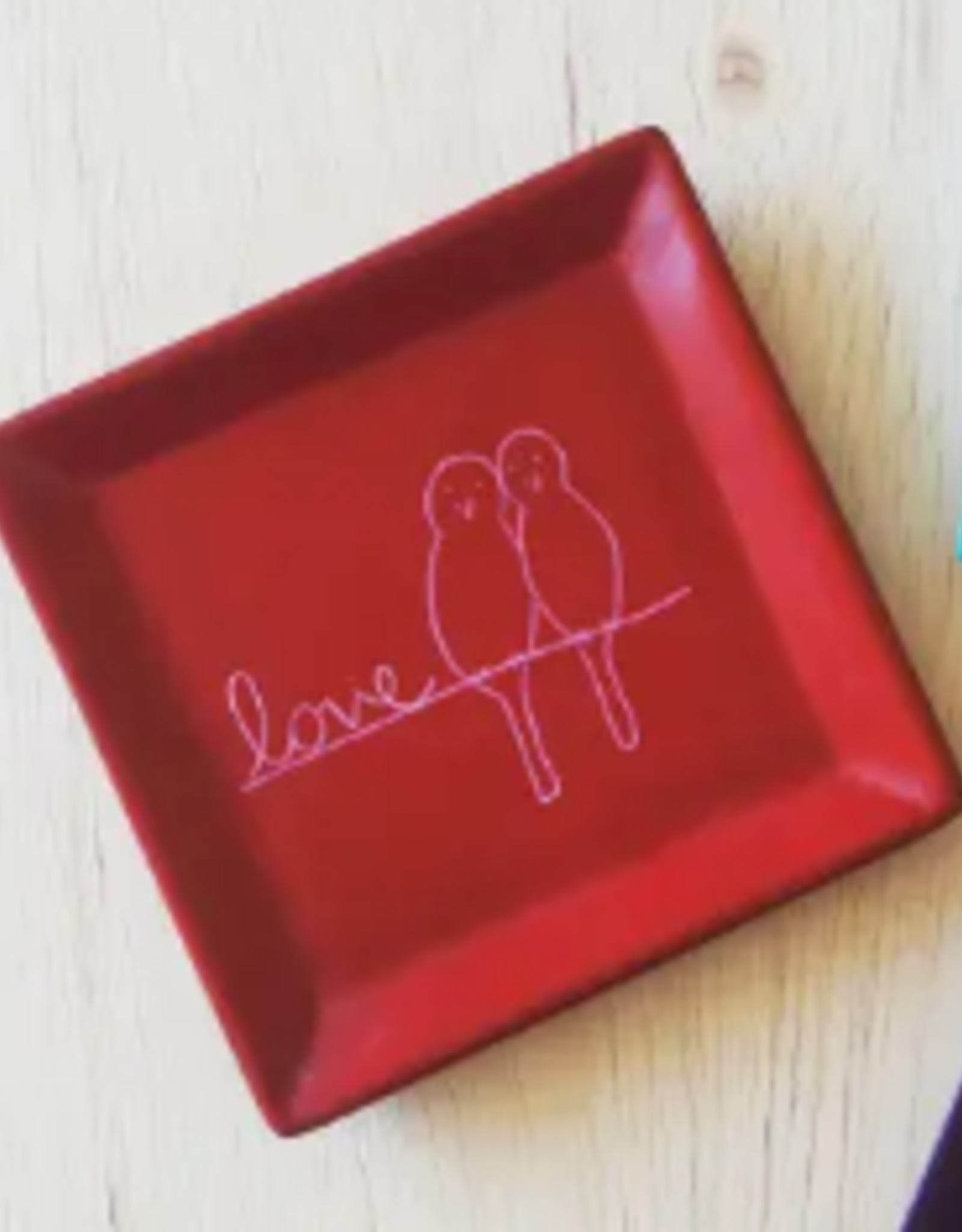 Venture Imports Square Bird Dish - Red Lovebird