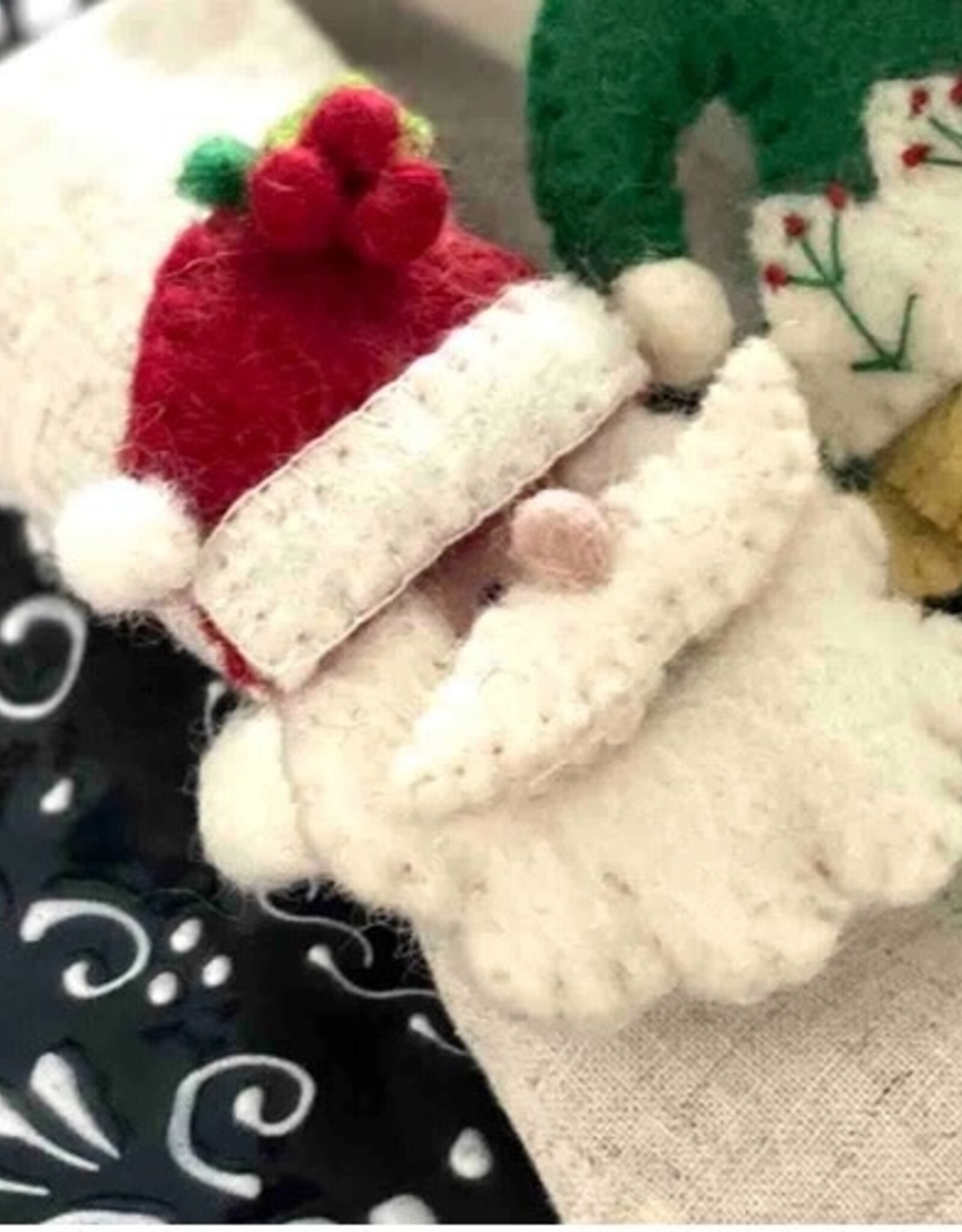 Global Crafts Christmas Santa's Crew Napkin Rings