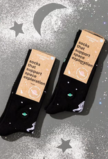 Conscious Step Socks that Support Space Exploration (Floating Astronauts)