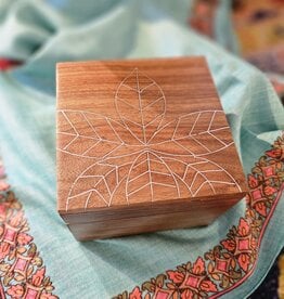 Serrv Leaf Inlay Wooden Keepsake Box