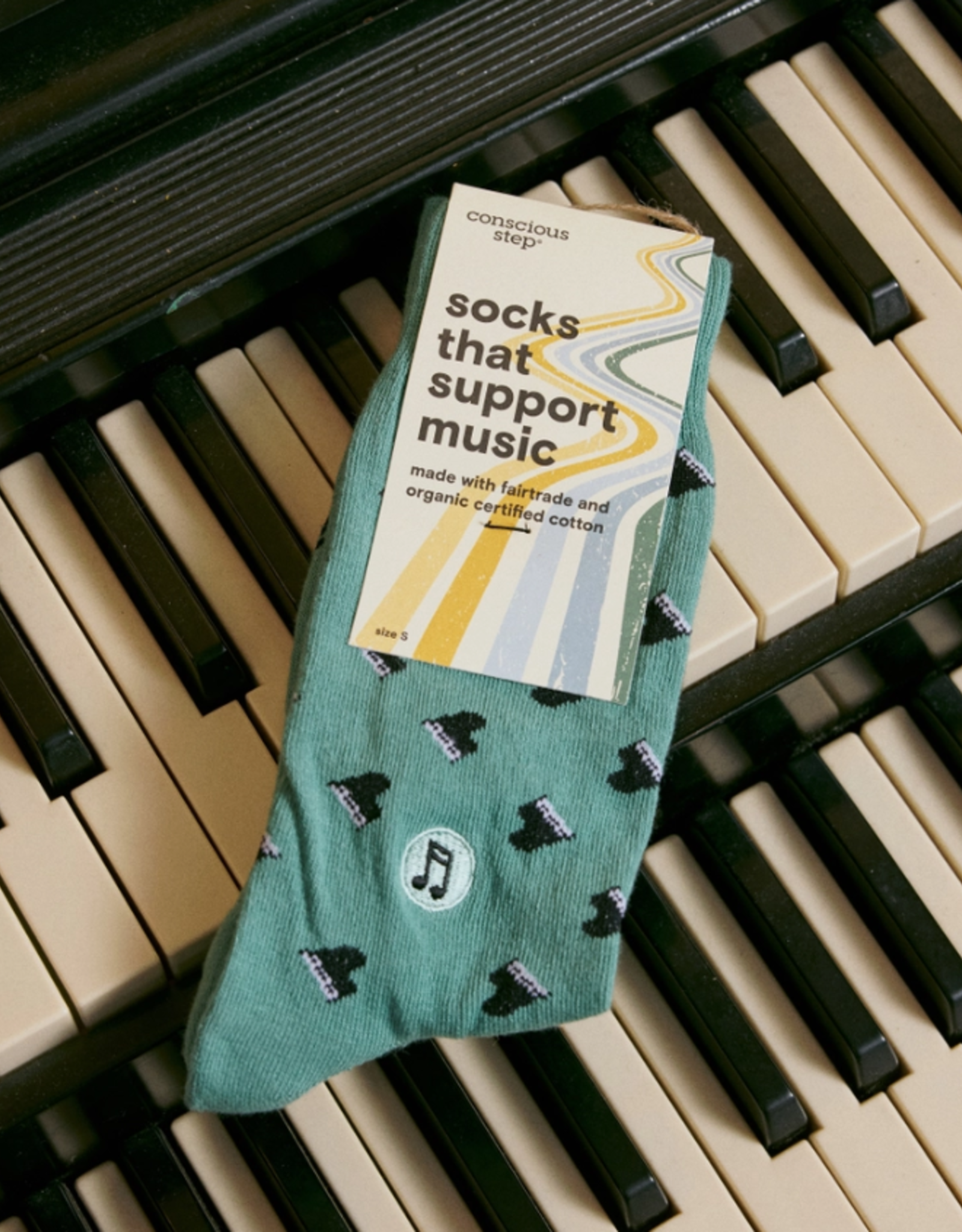 Conscious Step Socks that Support Music (Green Pianos)