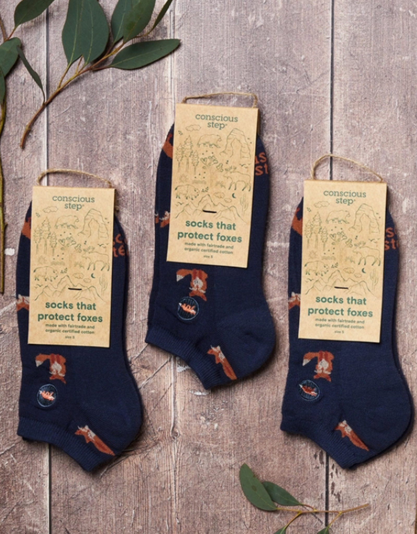 Conscious Step Ankle Socks that Protect Foxes