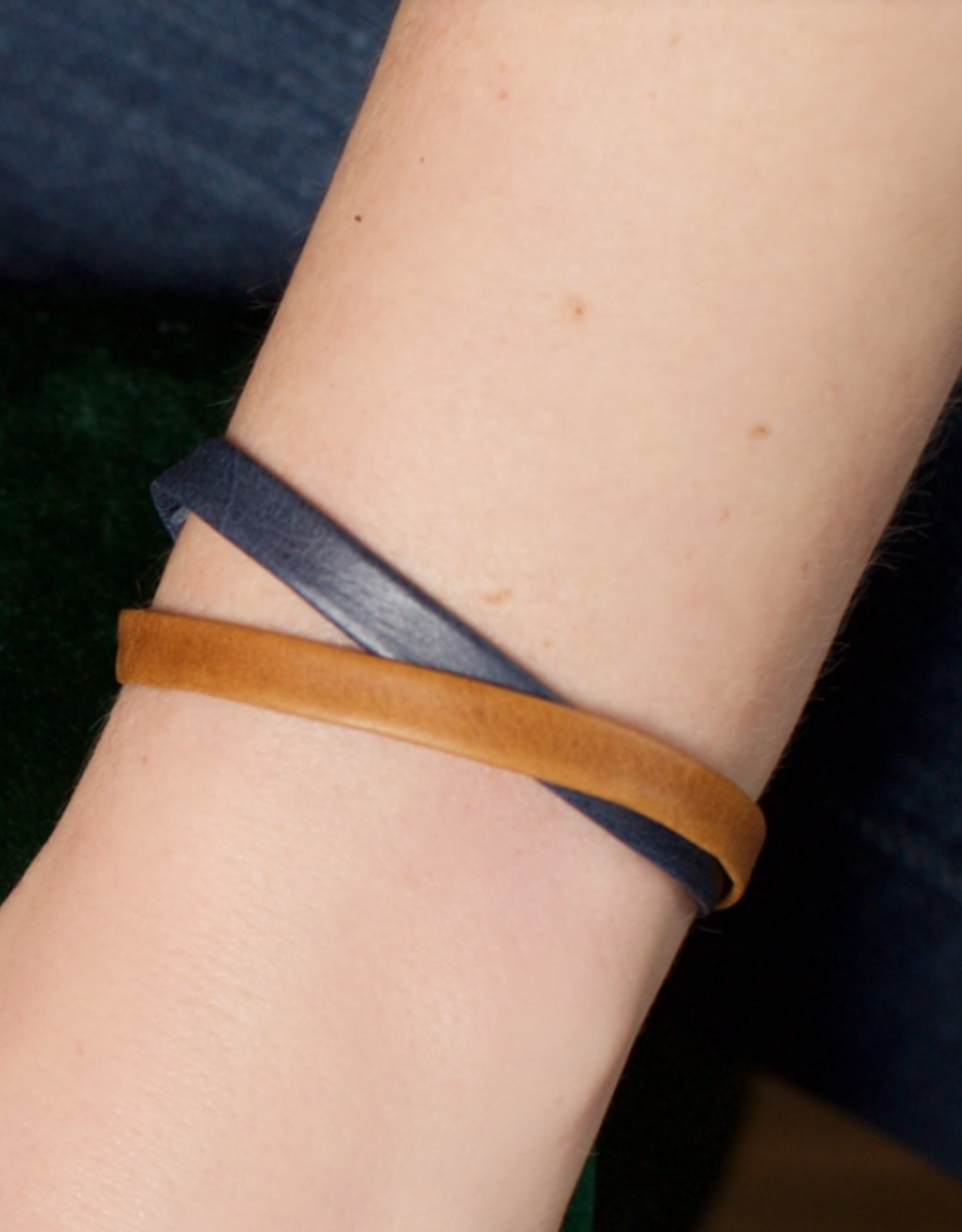 Lucia's Imports Small Copper Clasp Leather Bracelet - 7"