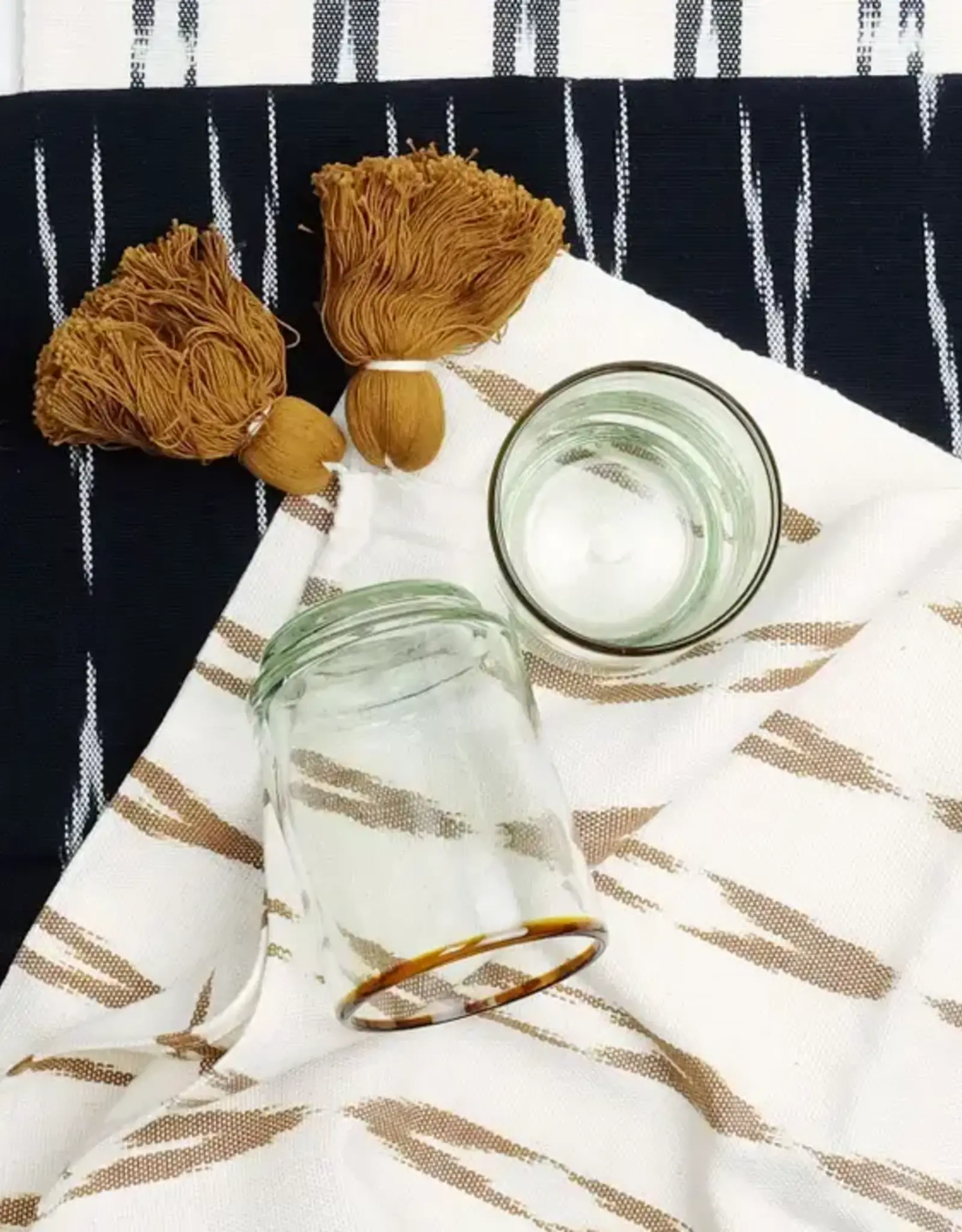 Sobremesa Medium Amber Rim Stacking Glass