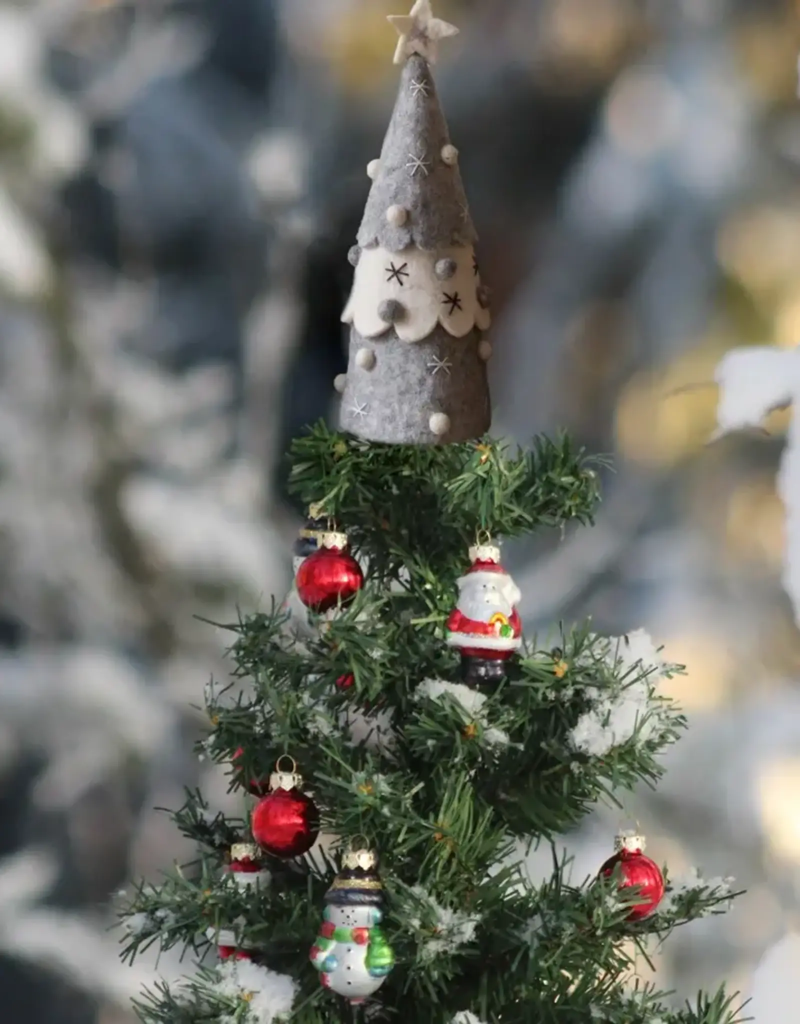 Global Crafts Silver and White Christmas Tree Decor (Large)