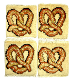 Bunyaad Pakistan Pretzel Mug Rug