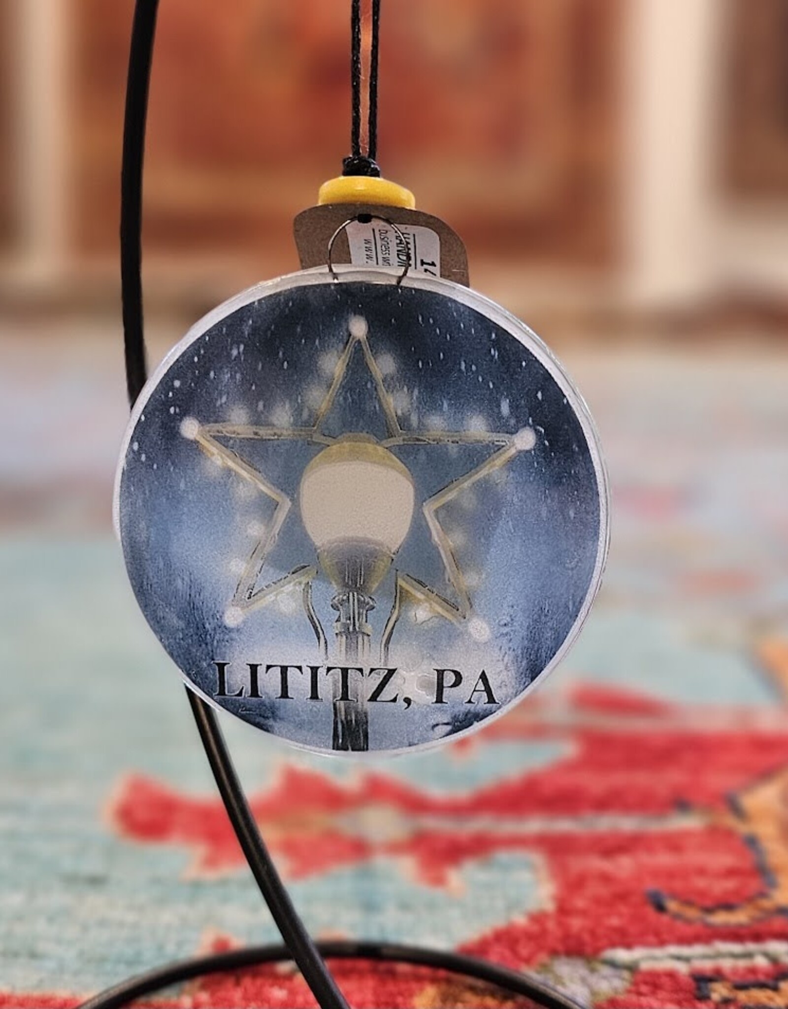 Pampeana Lititz Star Light Ornament