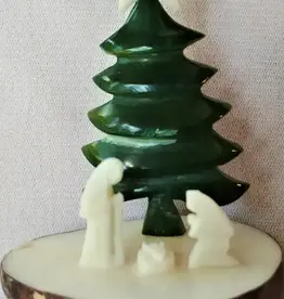 Pampeana Tagua Nativity Scene with Pine Tree Pampeana Tagua Nativity Scene with Pine Tree