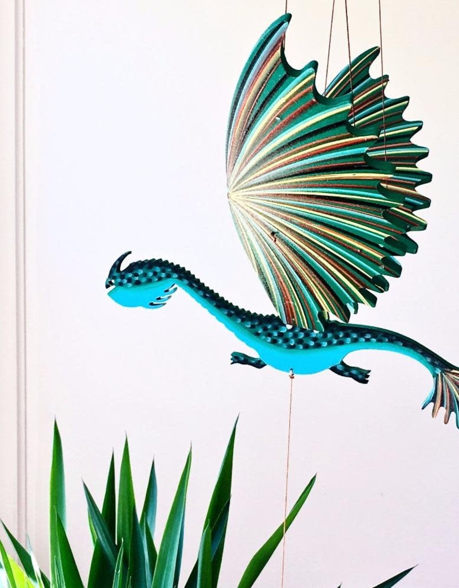 Tulia Artisans Dragon Lizard Flying Mobile